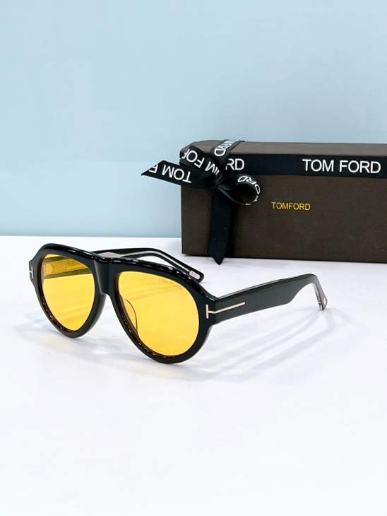 Picture of Tom Ford Sunglasses _SKUfw77096811fw